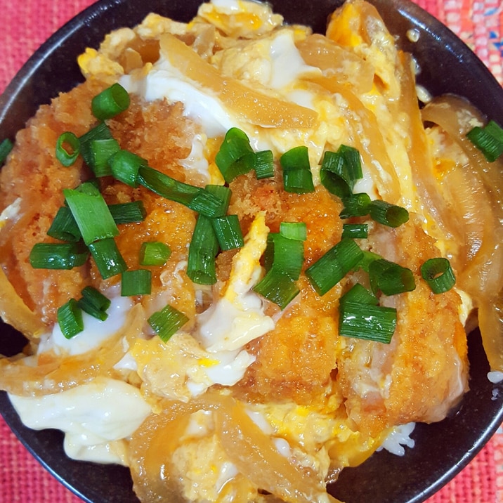 ★めんつゆで簡単♪カツ丼★